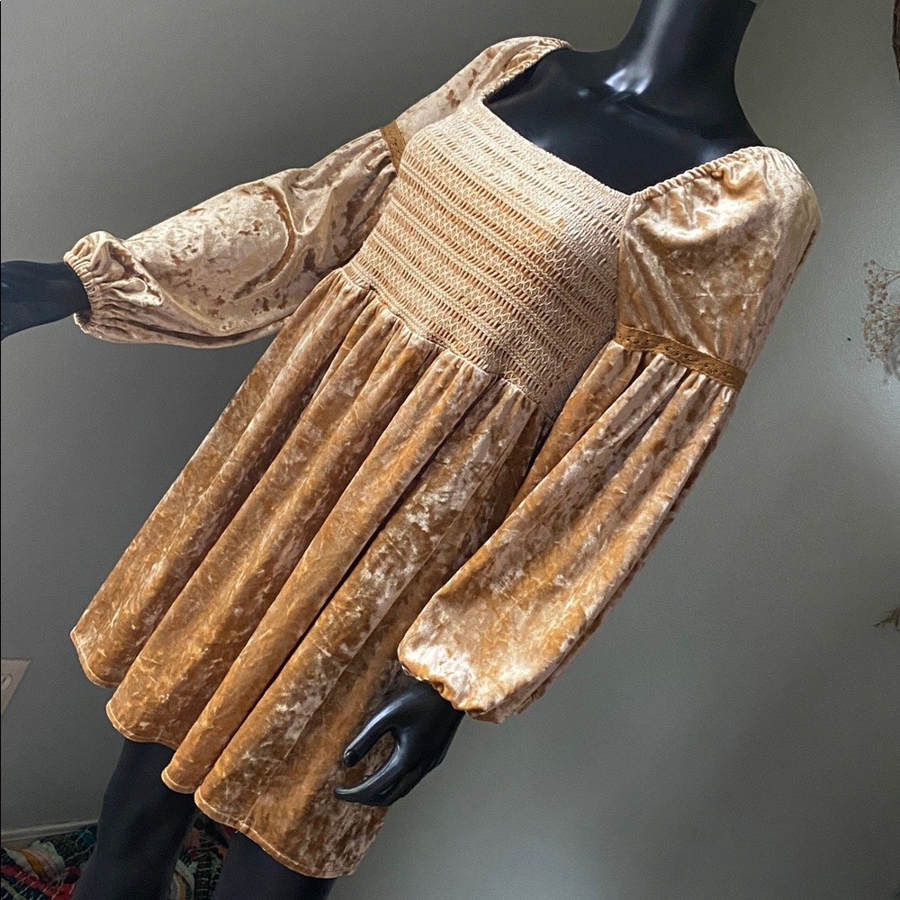 Luxurious Rich Crushed Velvet Dress in Gold - Picture 4 of 13